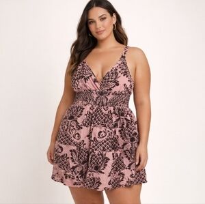 Cassee’s Sleeveless V-Neck Tiered Dress Smocked Pink/Brown Floral Boho Size 2X